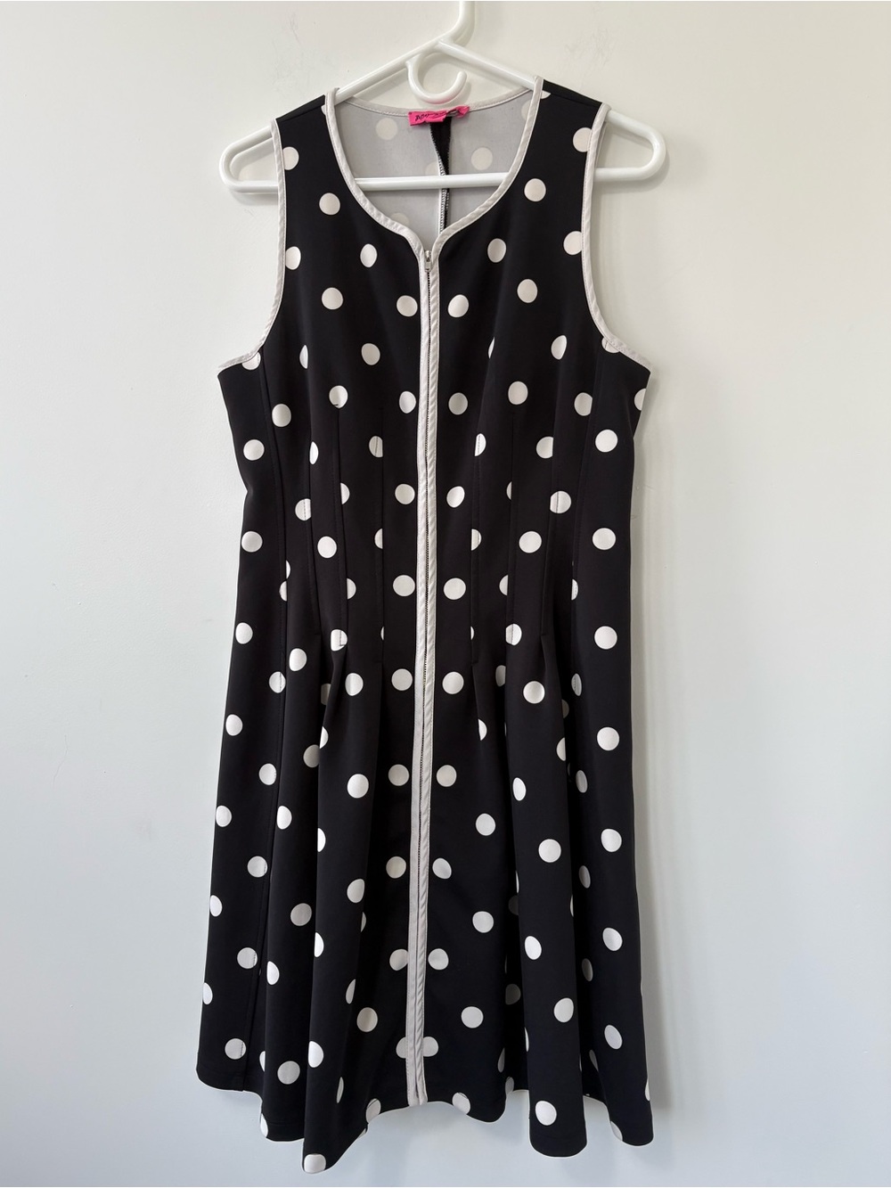 Betsey Johnson Black and White Polka Dot Zip-Front Women’s Dress Sz 12